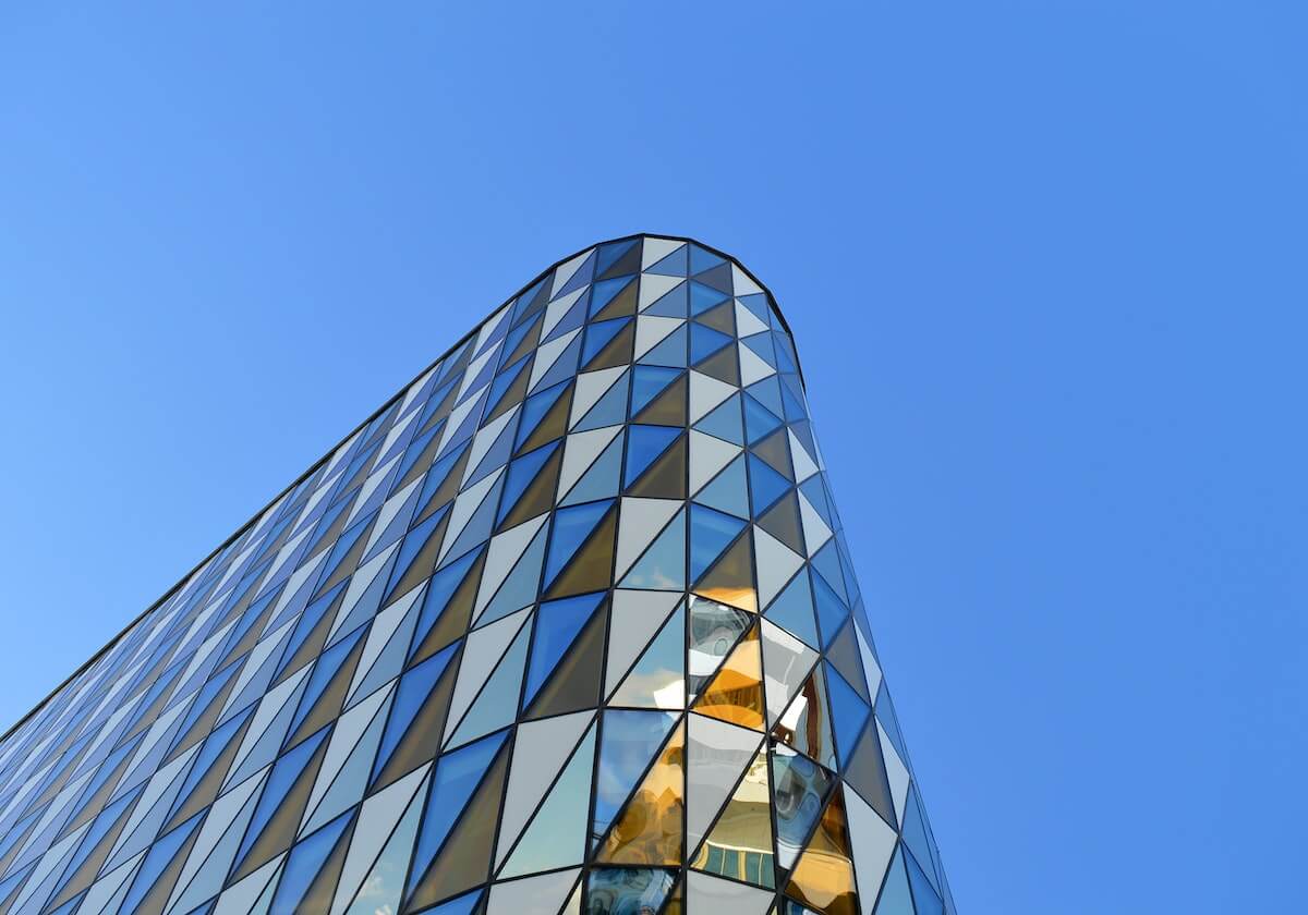 意甲积分榜,那不勒斯0:1无缘登顶,AC米兰2:2,国米迎来登顶良机